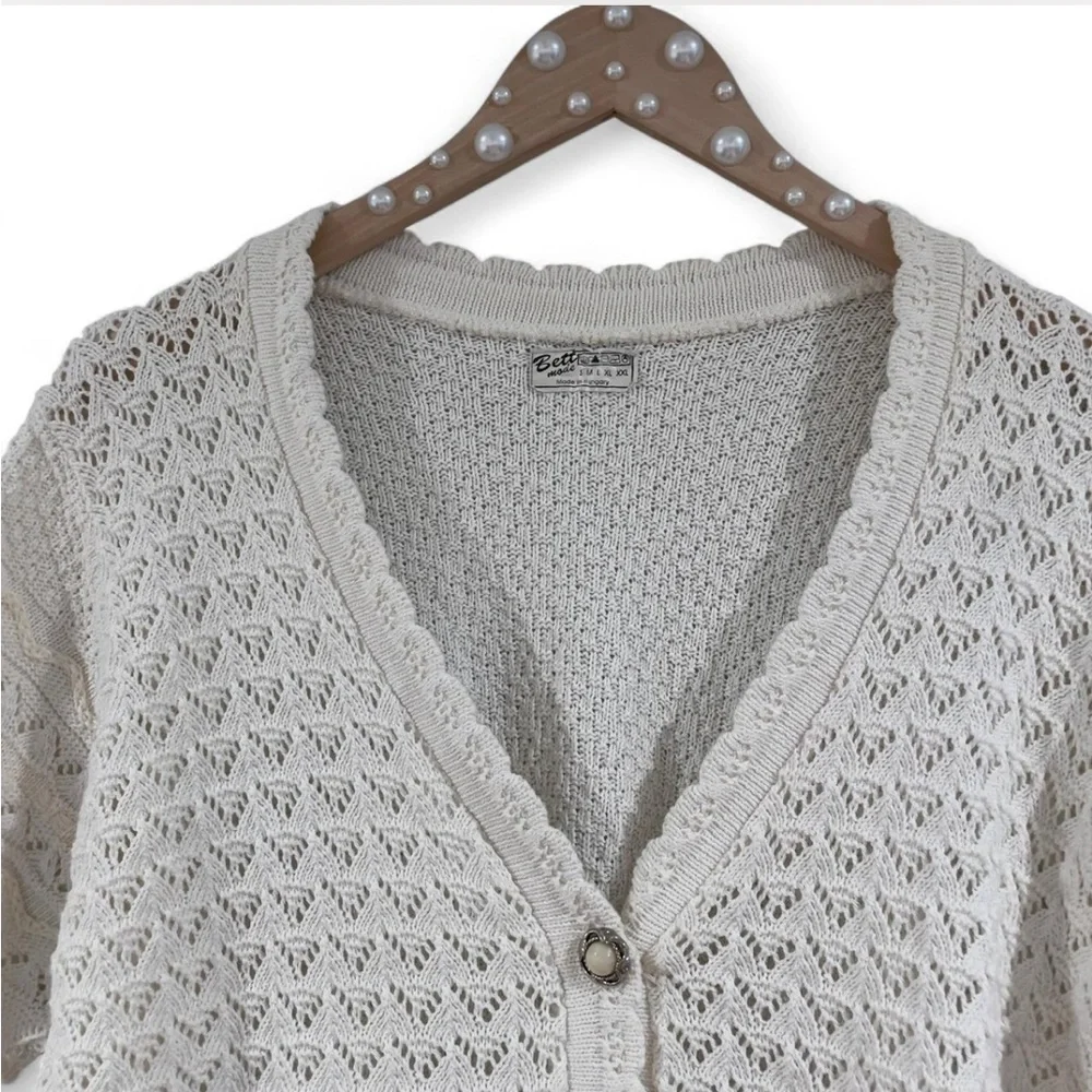Coastal Grandma Vintage Knit Cardigan - Scallop Hem Rare 80s/90s Bett Mode - Picture 2 of 9